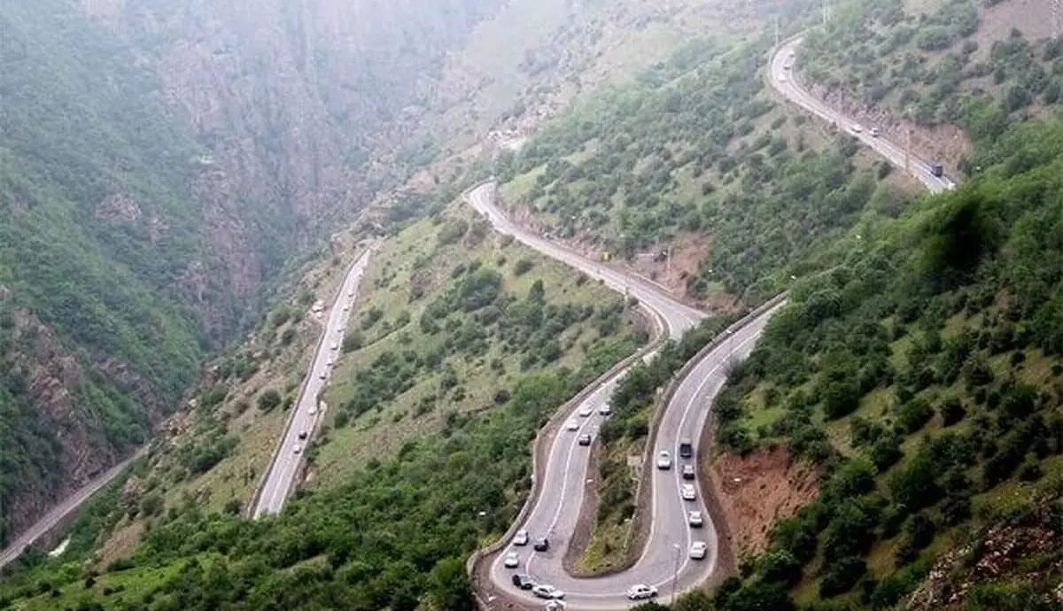 تردد روان در محورهای چالوس و آزادراه تهران شمال