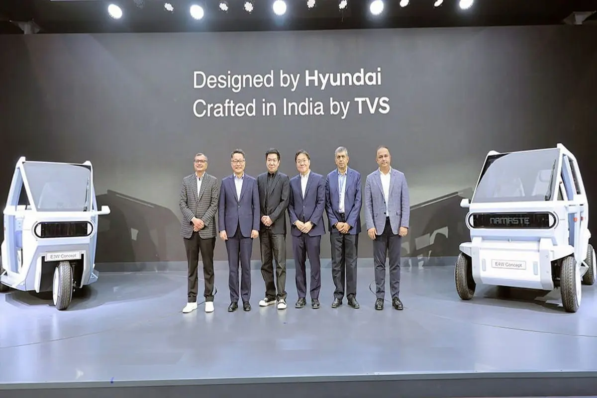 auto-expo-2025-hyundai-tvs-electric-three-wheelers-showcased-1737202998079-1200x675