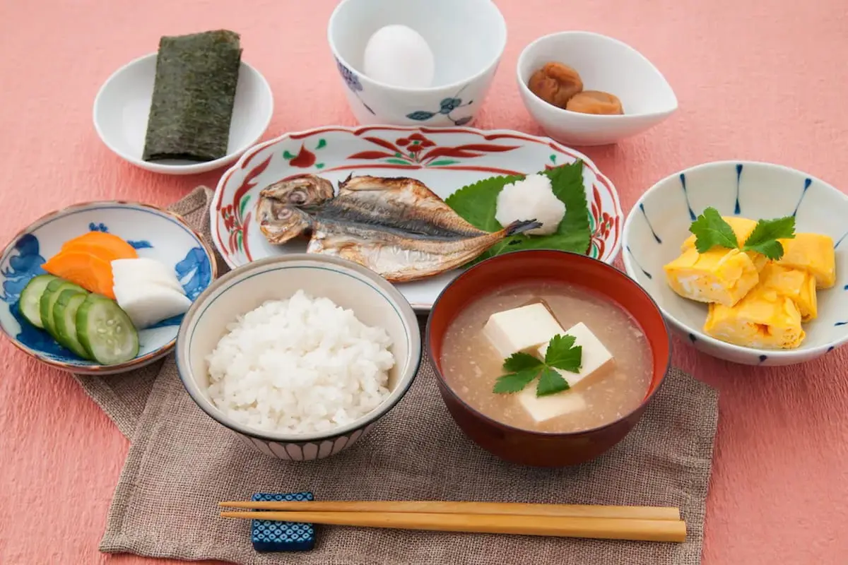 traditional-japanese-breakfast