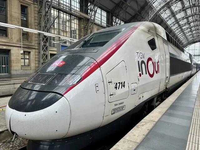 قطار پرسرعت جهان-تی جی وی دوپلکس