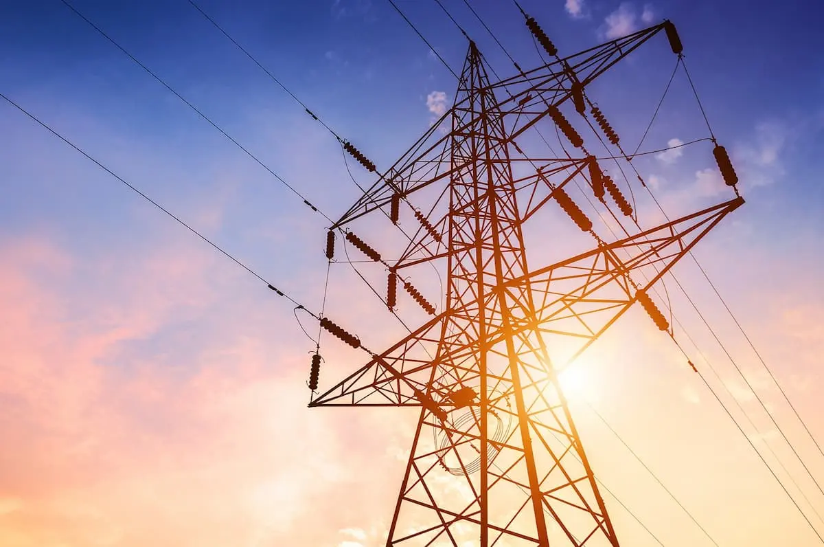 Energy-Insights-1-Electricity-AdobeStock_182646517-Power+Lines_0 (1)