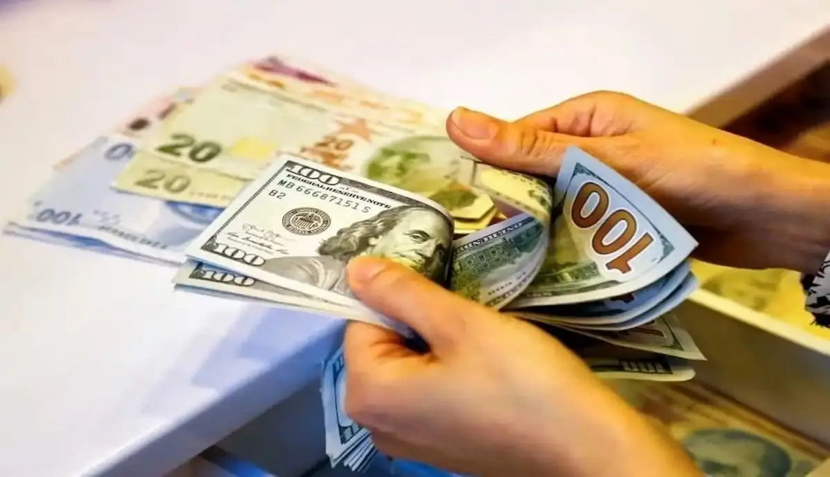 قیمت دلار 28 آبان 1402 / رشد چراغ خاموش انواع ارز در مرکز مبادله ارزی ایران