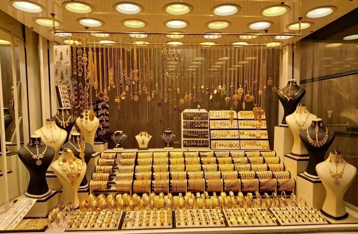 قیمت طلا و سکه امروز 13 آذر ۱۴۰۲ / تداوم روند افزایشی در بازار طلا