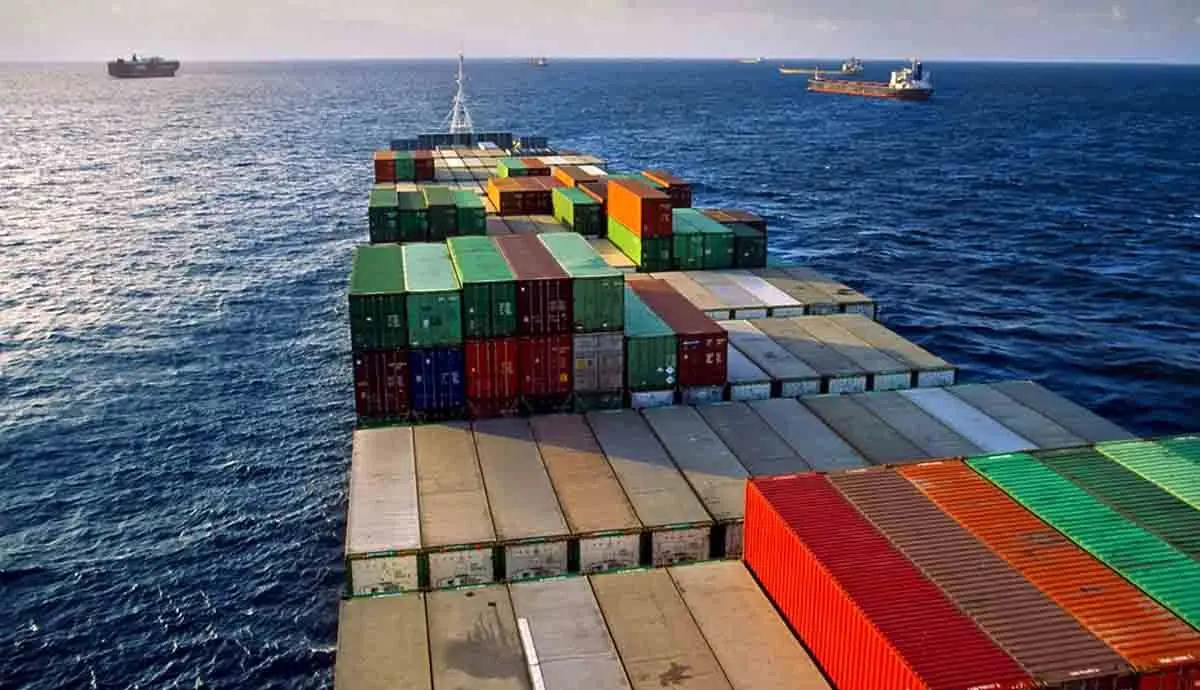 صادرات ۷۲ میلیون تن کالا به کشورهای همسایه در ۹ ماه گذشته