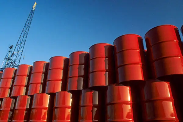 انگلیس ۸۰ درصد نفت خود را صادر می‌کند