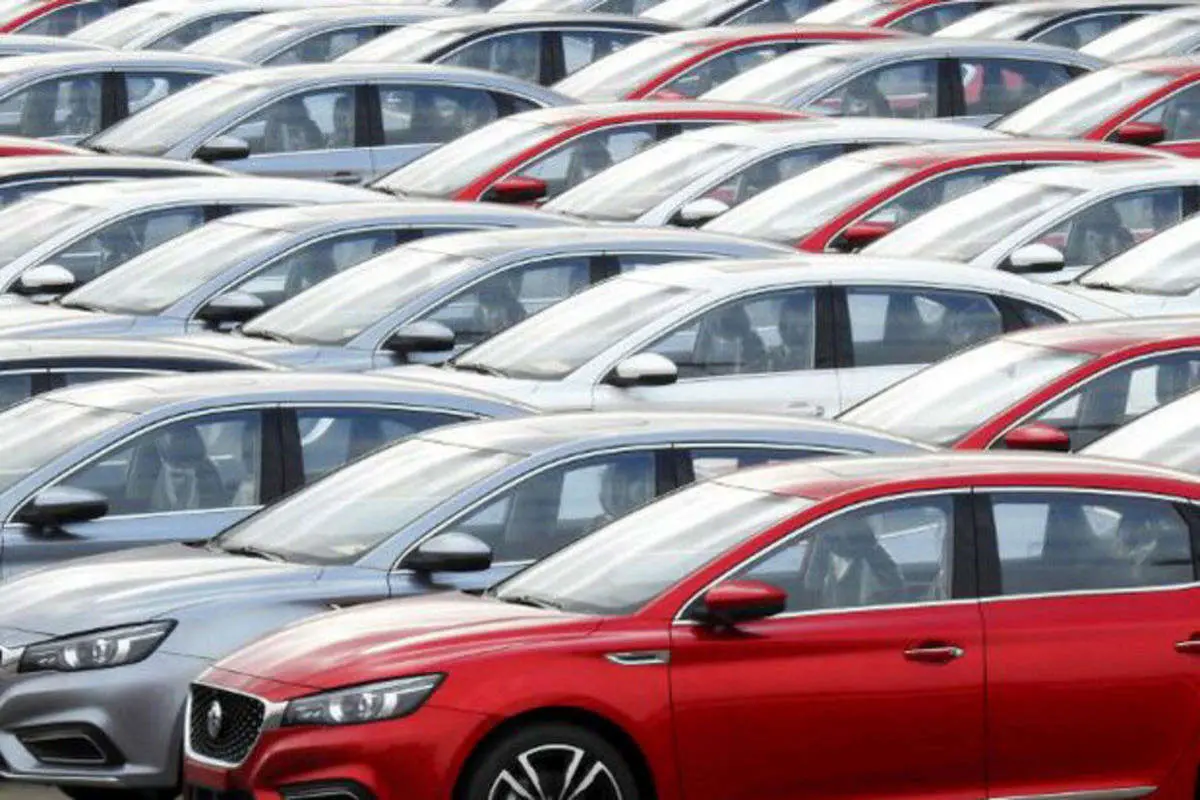 مجوز به مناطق آزاد برای واردات خودروهای جدید با سقف ۲۰ هزار دلار