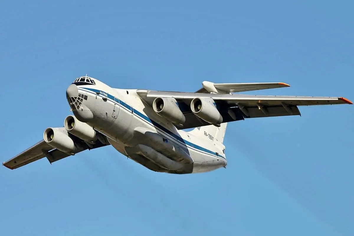 ترس اسرائیل از فرود هواپیمای ایلوشن ۷۶ روسیه