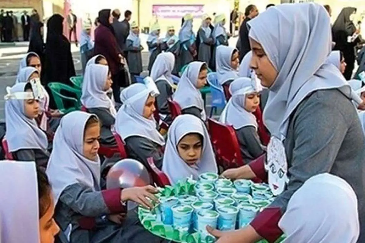 تکذیب مسمومیت دانش‌آموزان به دلیل خوردن شیر در مدرسه