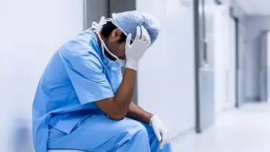 چرا خودکشی در میان پزشکان زیاد شده است؟