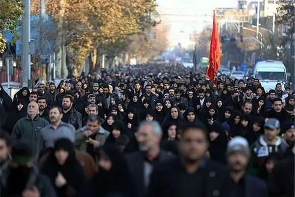 زائران روز اربعین به کشور برنگردند