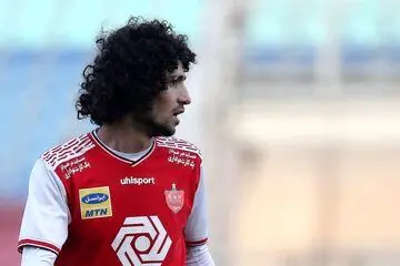 مدافع تاجیک پرسپولیس به استقلال برمی‌گردد