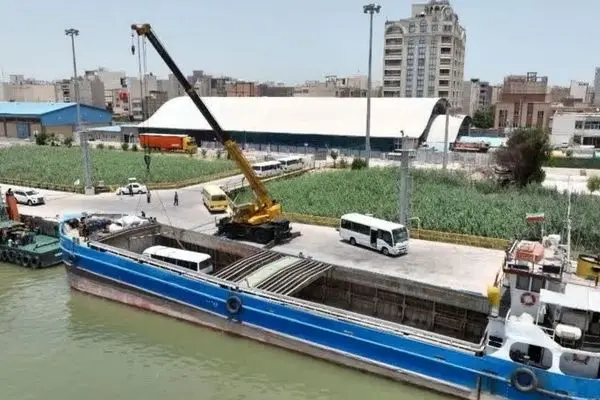 تعطیلی بندر شهید حقانی به دلیل شرایط نامساعد جوی