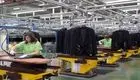 کارکنان صنعت پوشاک جهان چقدر حقوق می‌گیرند؟
