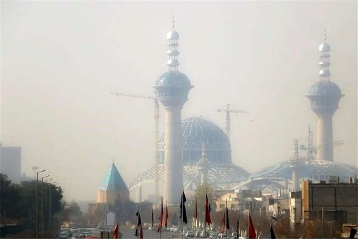 آلودگی هوا مدارس 9  منطقه اصفهان را غیرحضوری کرد