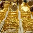پیش‌ بینی قیمت طلا و سکه 13 اردیبهشت 1403/ موج کاهشی دلار، بازار طلا را عقب راند