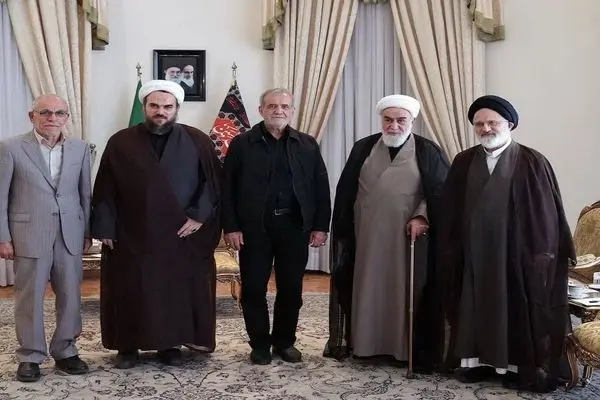 تصویری از امضاهای ۹ رئیس جمهوری ایران