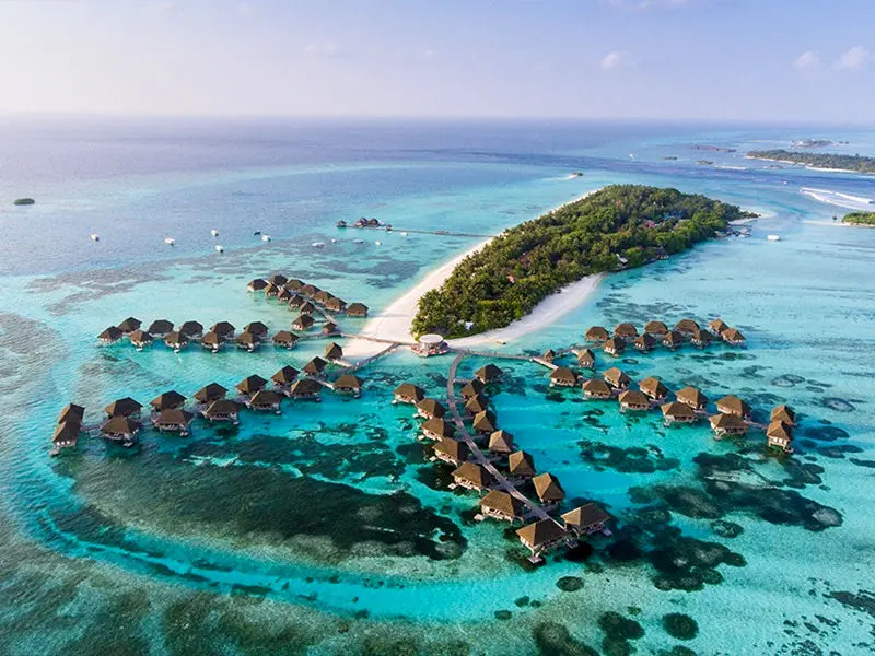 The-best-season-travel-Maldives