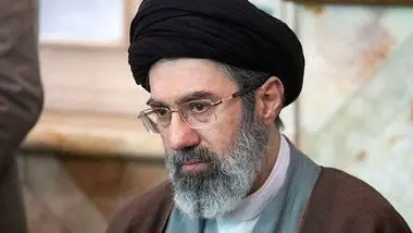 مجتبی خامنه ای چرا کلاس درس خارج فقه و اصول خود را تعطیل کرد؟