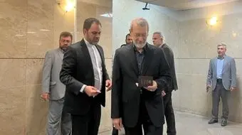 شوخی با علی لاریجانی پیش از ثبت نام در انتخابات