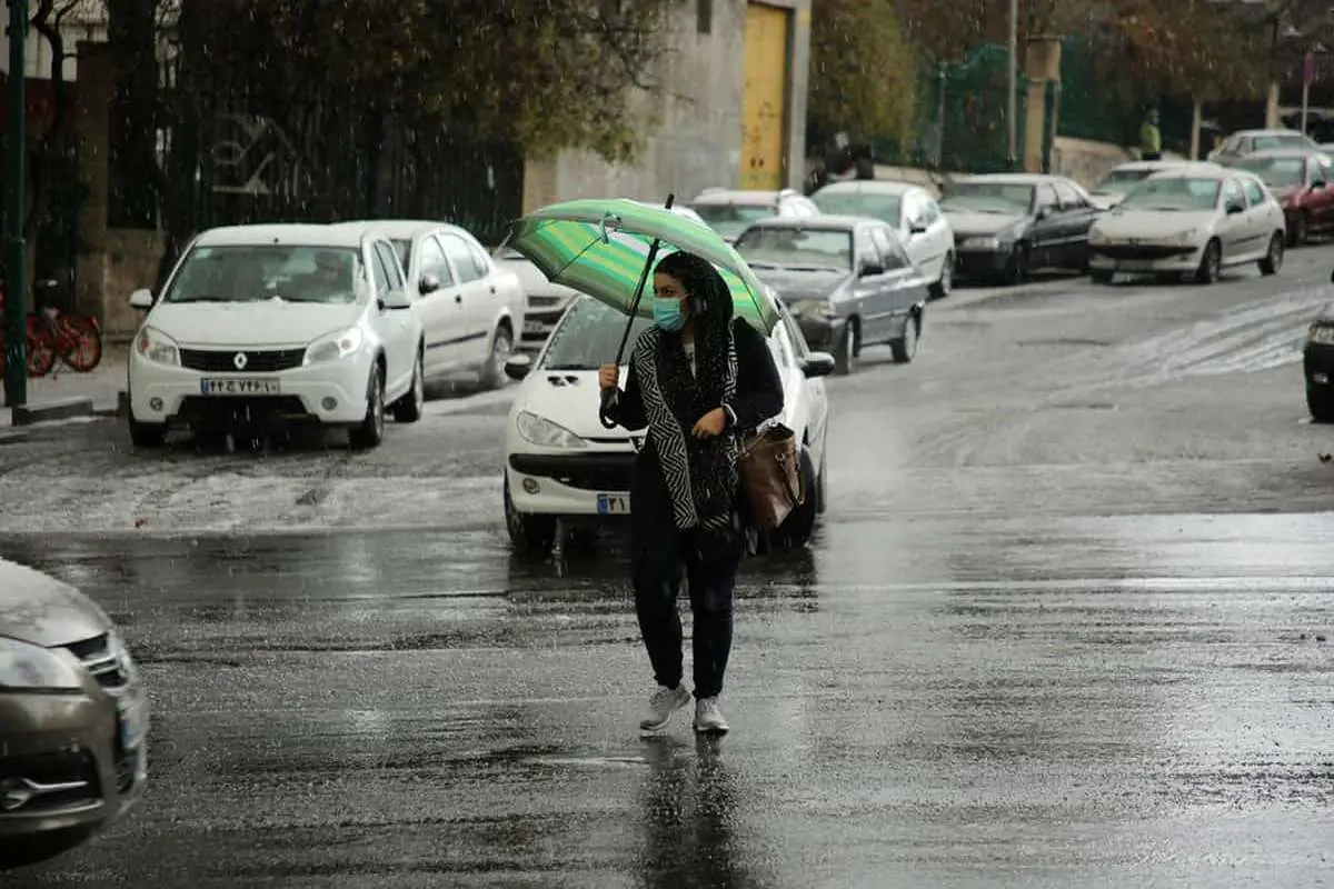 کاهش محسوس دما در تهران تا فردا / بارش برف و باران ادامه دارد؟