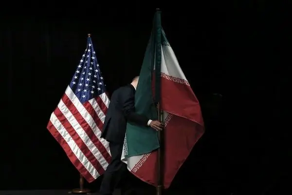 روایتی تازه از نحوه مذاکرات ایران و آمریکا؛ در دو اتاق مجزا پیام‌ها با واسطه ردوبدل می‌شود!