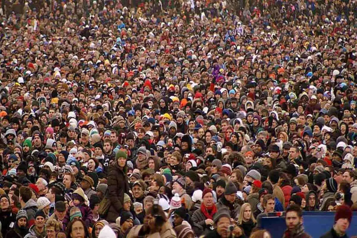 جمعیت جهان در اولین روز سال ۲۰۲۴ به هشت میلیارد نفر می‌رسد