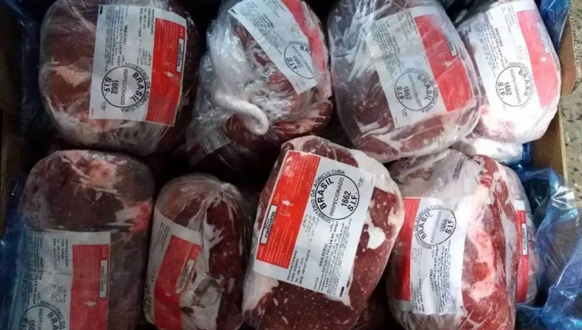 توزیع گوشت منجمد ۲۸۵ هزار تومانی 