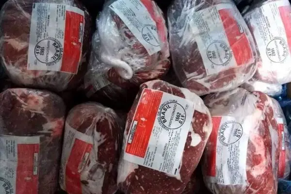 ۳۰ هزار‌‌‎‌‌ تن گوشت منجمد در اسفند و فروردین وارد می شود