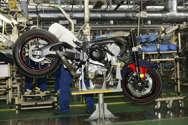 نقد و بررسی شرکت کویر موتور/ نارضایتی خریداران از خدمات پس از فروش تولیدکننده موتور سیکلت