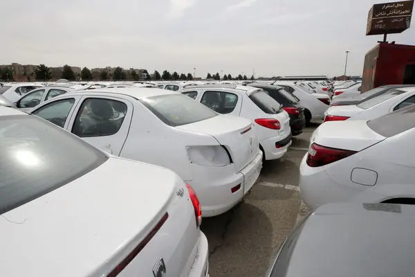 دولت رسما قیمت خودرو را افزایش می‌دهد
