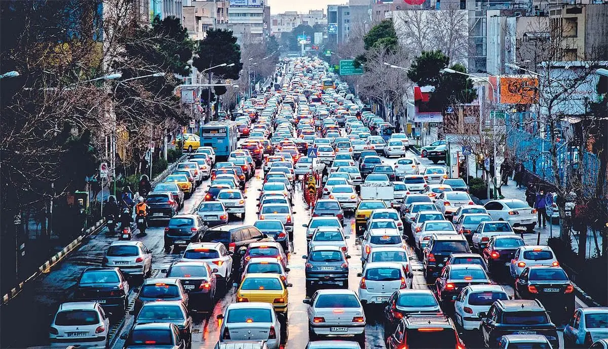 تهران قفل شد؛ تاکسی‌ها غیب شدند