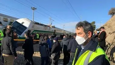 واژگونی قطار متروی تهران در مسیر پایانه صادقیه