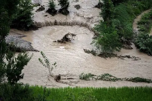 سیل وحشتناک در عربستان + ۳ ویدئو