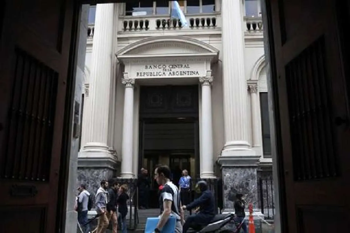 بانک مرکزی آرژانتین نرخ بهره را به ۴۰ درصد افزایش داد