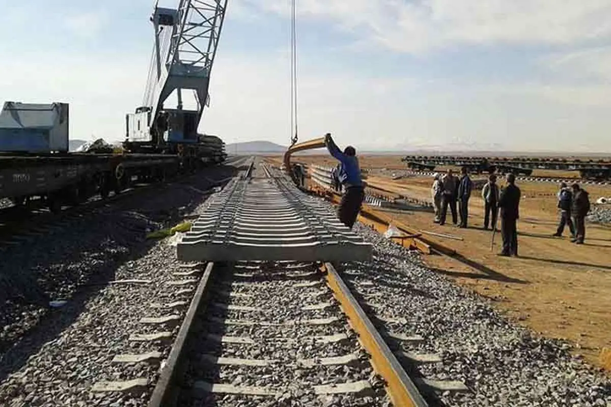 جمعه، پایان رسمی زیرسازی راه‌آهن رشت