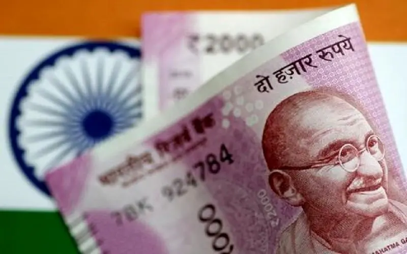 روپیه هند در برابر دلار سقوط کرد