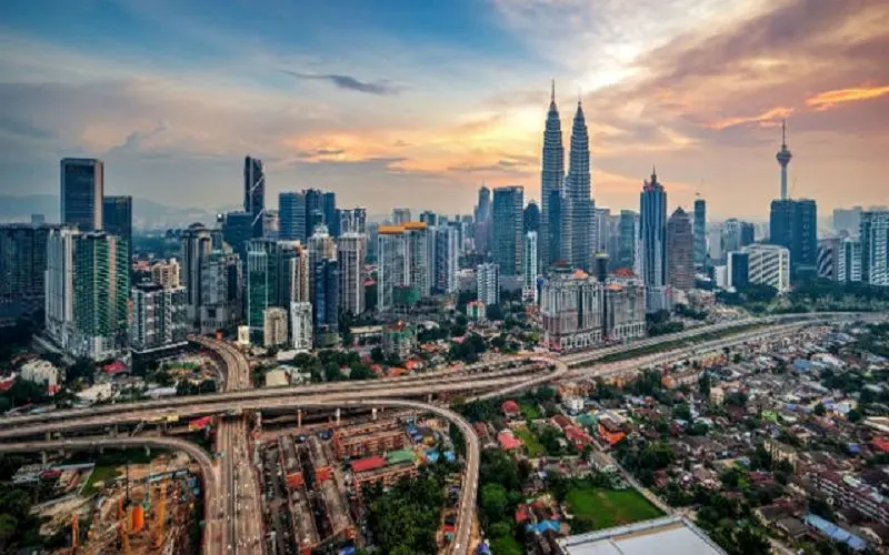 کاهش ارزش پول ملی مالزی در پی بحران انتخاباتی