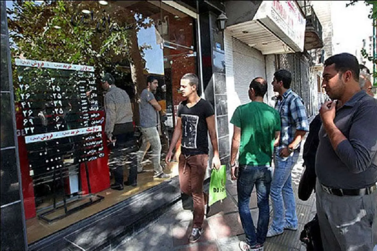 گزارش میدانی رویترز از بازار قاچاق ارز ایران