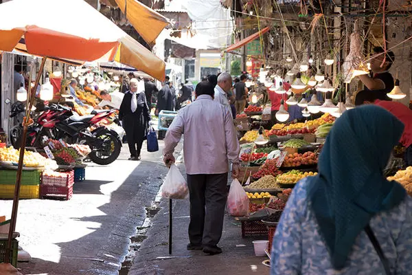 حال و هوای بازار امام حسین در رمضان (گزارش تصویری)