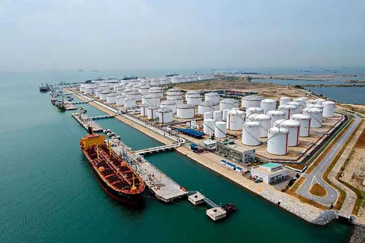 صادرات روزانه ۲.۷ میلیون بشکه نفت و میعانات گازی