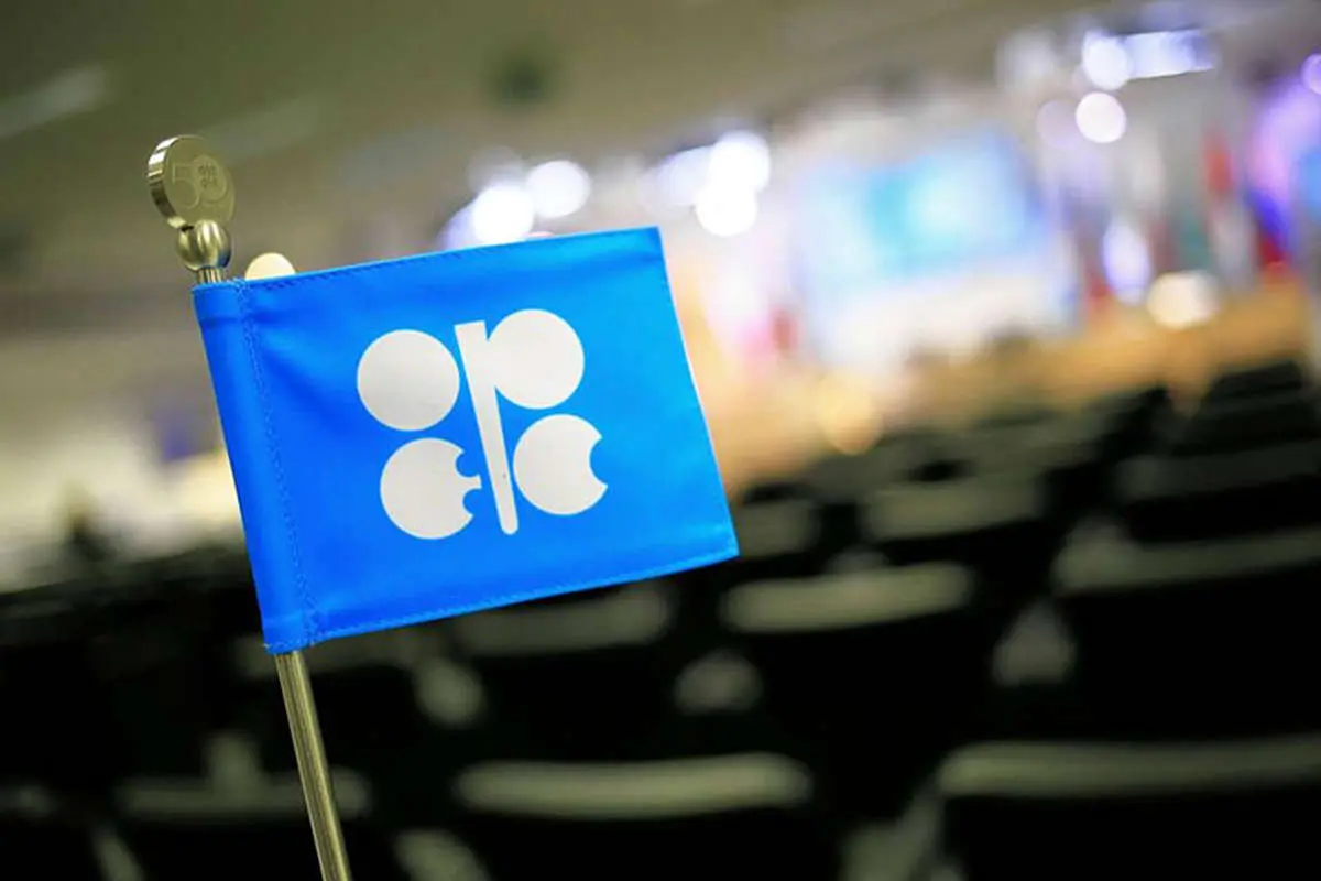 بلومبرگ: اوپک با افزایش تولید نفت موافقت می‌کند