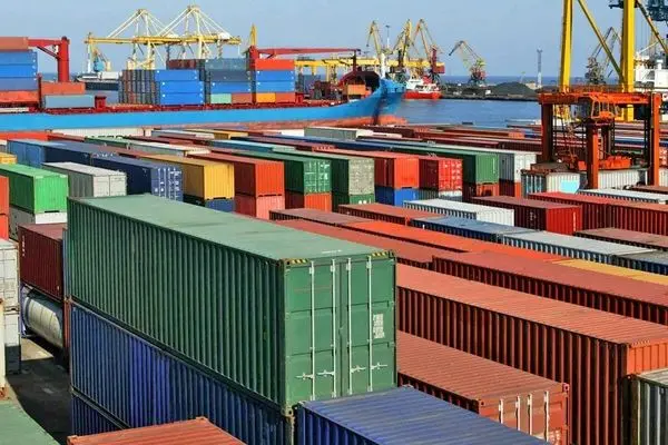 کاهش غیرمنتظره صادرات و واردات چین  