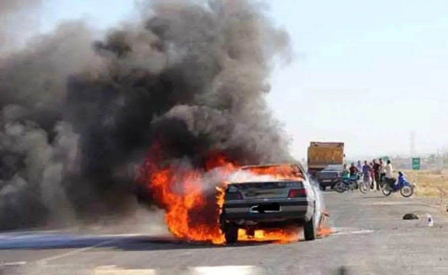 سوختن راننده زن پژو 405 در آتش