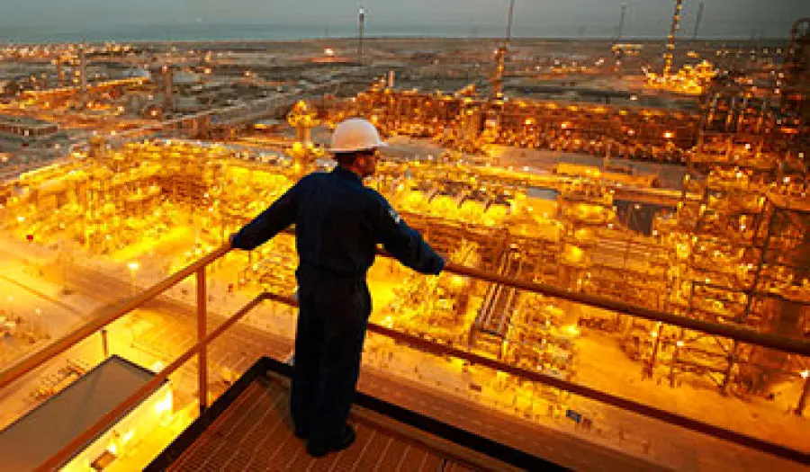 فروش شرکت نفتی آرامکو در بازار بورس چین