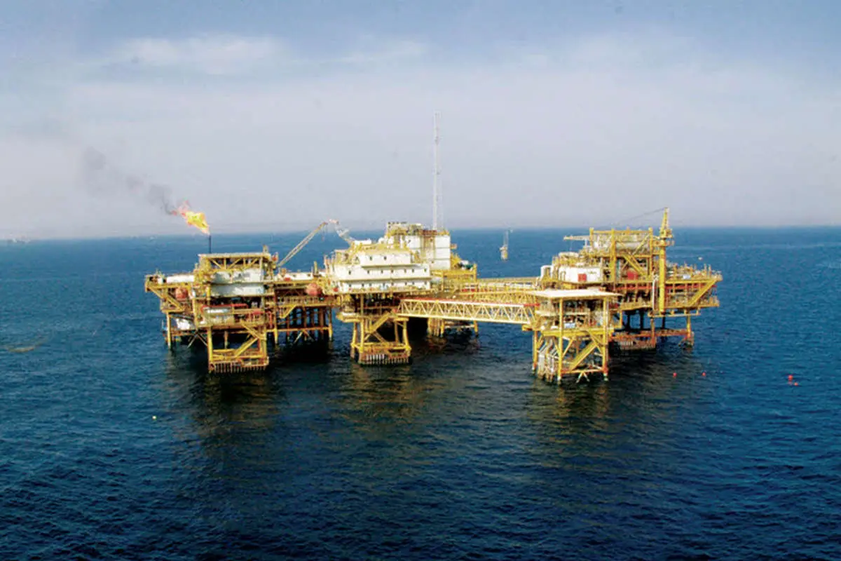 صادرات نفت ایران به هند ۱۹ درصد کم شد