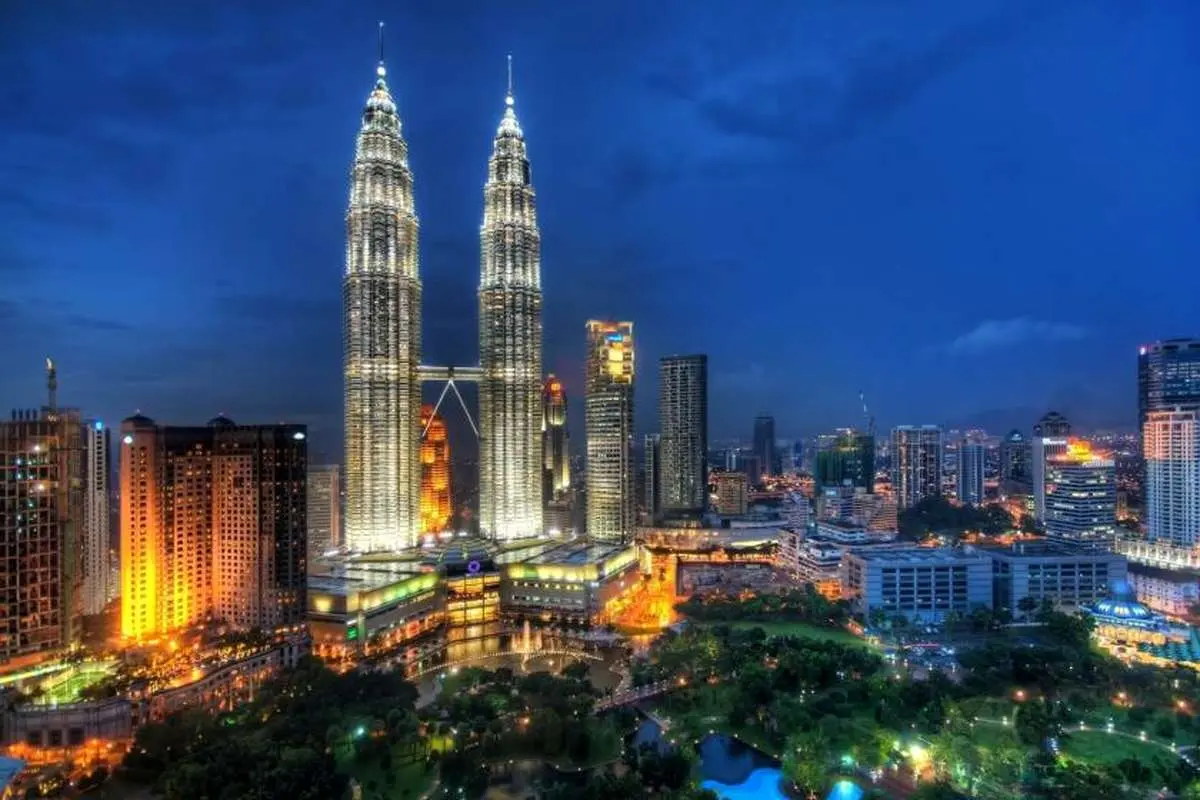 هزینه سفر به مالزی در آخرین روزهای سال +جدول