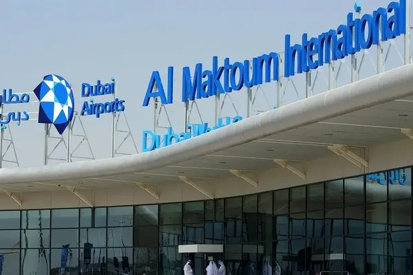 پروازها به فرودگاه دبی، به‌دلیل سیل متوقف شد