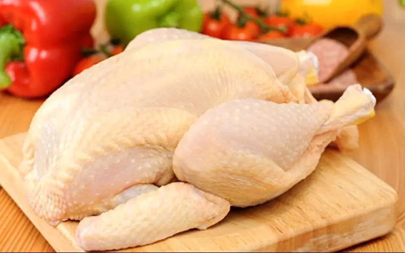 قیمت مرغ در روزهای آینده کاهش می‌یابد