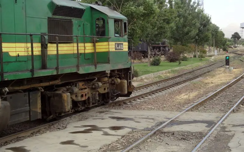 رشد ۷۶ درصدی تردد قطارهای باری از پاکستان به راه‌آهن زاهدان