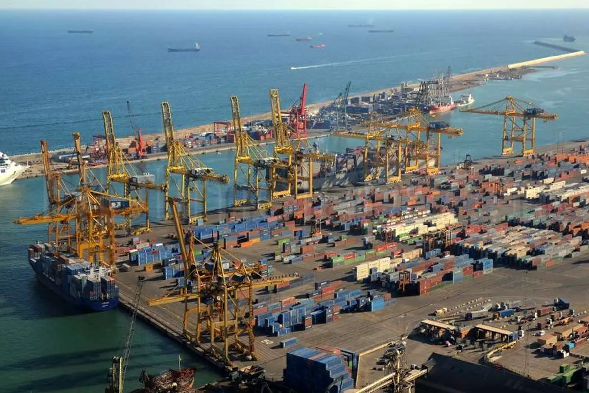 ارزش صادرات منطقه ویژه اقتصادی خلیج فارس به بیش از یک میلیارد دلار رسید